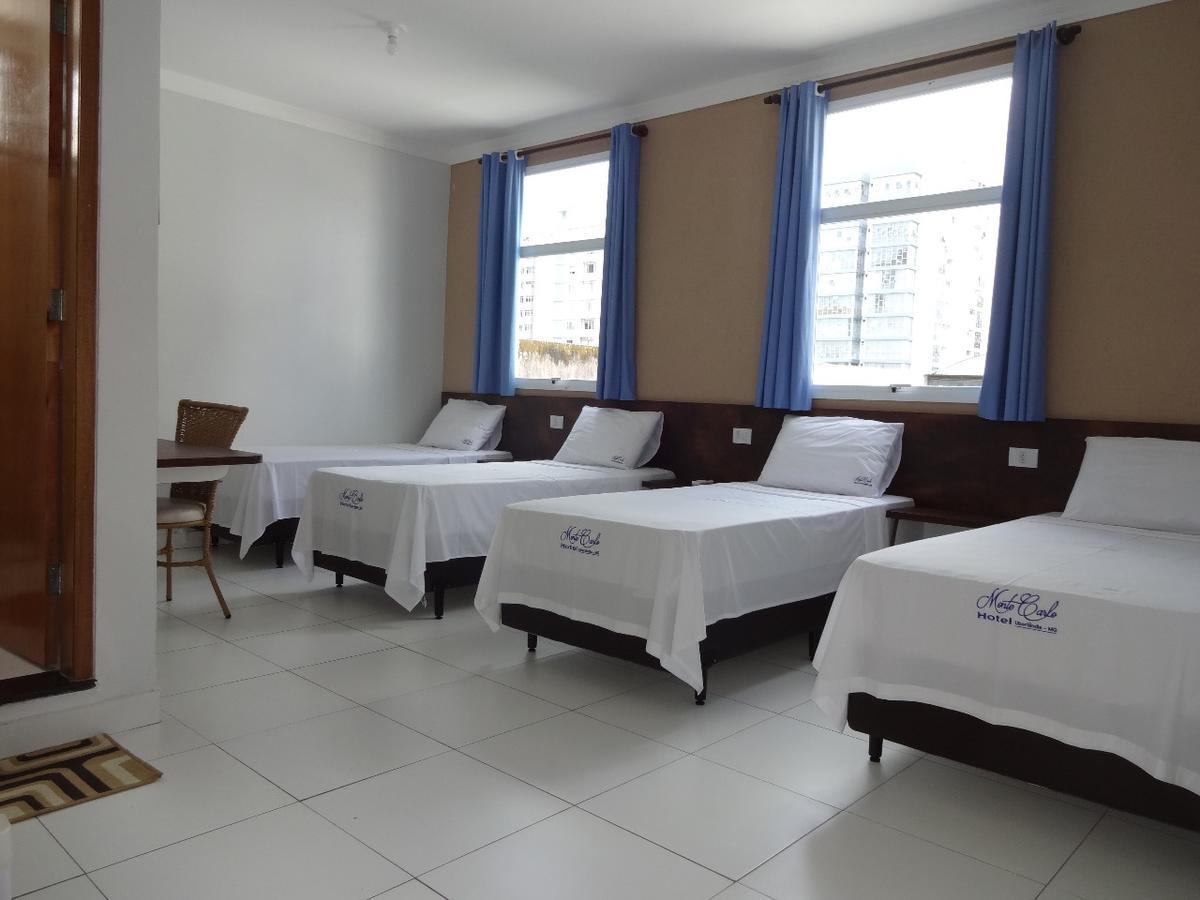 Hotel Monte Carlo Ουμπερλάντια Εξωτερικό φωτογραφία